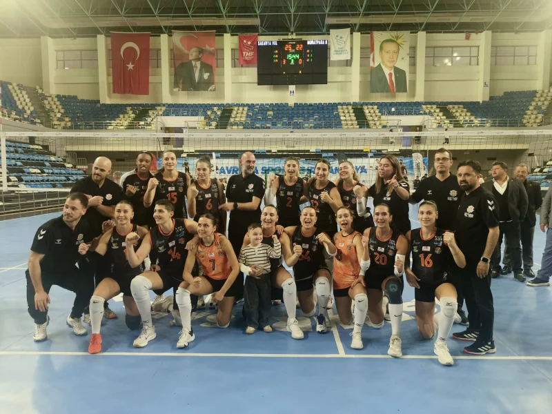 Kızlar Paşalar Gibi!